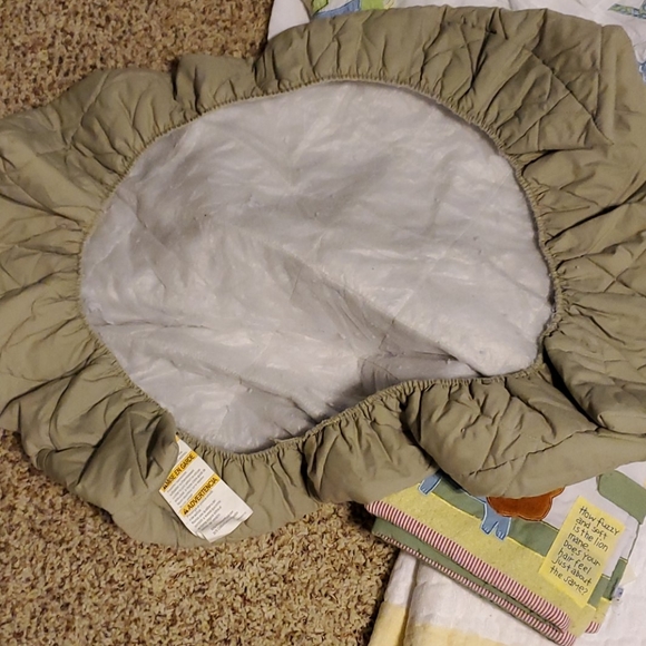 Pottery Barn kids/infant crib mattress set. - Picture 6 of 8